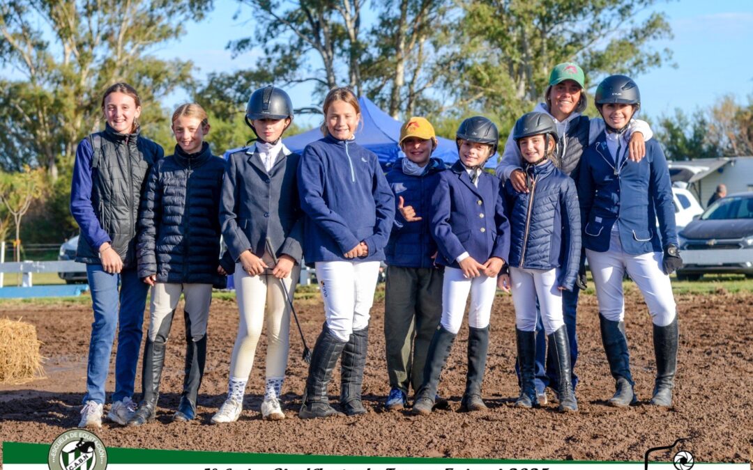 Gran comienzo del Campeonato de saltos hípicos. integrantes del Club Barrio Alegre fueron protagonistas