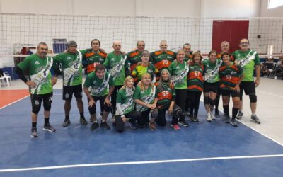 Newcom: Torneo Regional zona Sur en Tornquist, en Mixto +60 Municipalidad de Trenque Lauquen quedo tercero