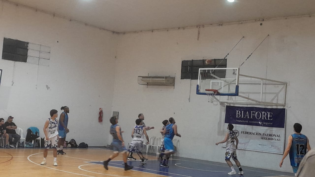 basquet100525