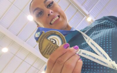 Natalia Ochoa Campeona y clasificacion al mundial de telas artisticas