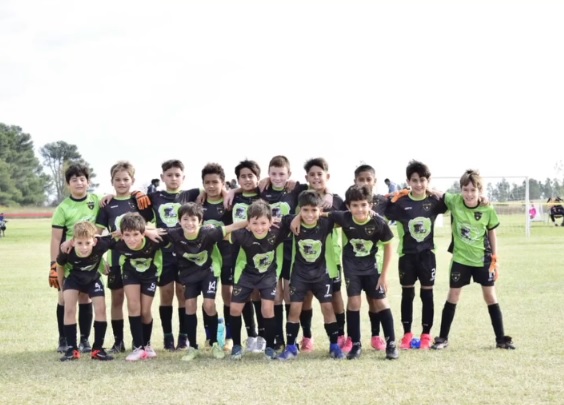 Dos categorias de Team Sport TL ganaron mundialito en Quemu Quemu, otras dos divisones siguen punteras en las inferiores de Pehuajo