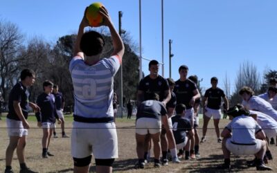 Rugby: Por el torneo Súper 8, en la primera fecha de la segunda ronda, Argentino fue local de Remo de Azul