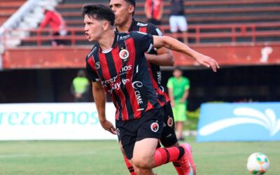 El trenquelauquense, Cristian «Jopito» Álvarez, lleva al Cúcuta Deportivo de Regreso a la Primera División de Colombia