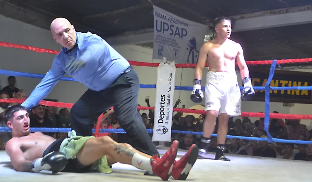 Boxeo: Un KO espectacular del pampeano Pintos en Villa Parque y el arbitro del combate fue Freddy Angulo