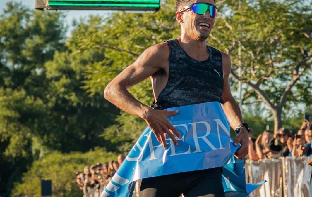 Atletismo: El bahiense Manuel Corsico y Nelida Peñaflor ganaron carrera Supernova en Vicente López