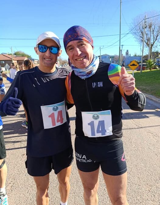 Atletismo: Se realizó en Tres Lomas la primera edición de la prueba Carrera en parejas, con buen numero de inscriptos