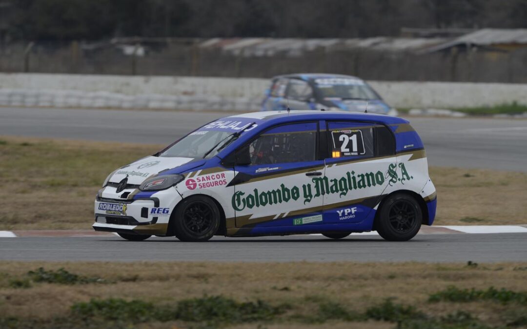 Turismo Pista: En la Clase 2, en San Nicolás, el pehuajense Maximo Eans Weiss fue segundo en el primer ensayo