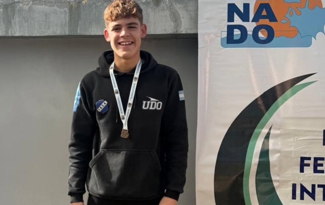 Natación: El nadador del club Argentino, Timoteo Fiorellini ganó prueba de 50 metros y mejoro marca personal en Bolívar