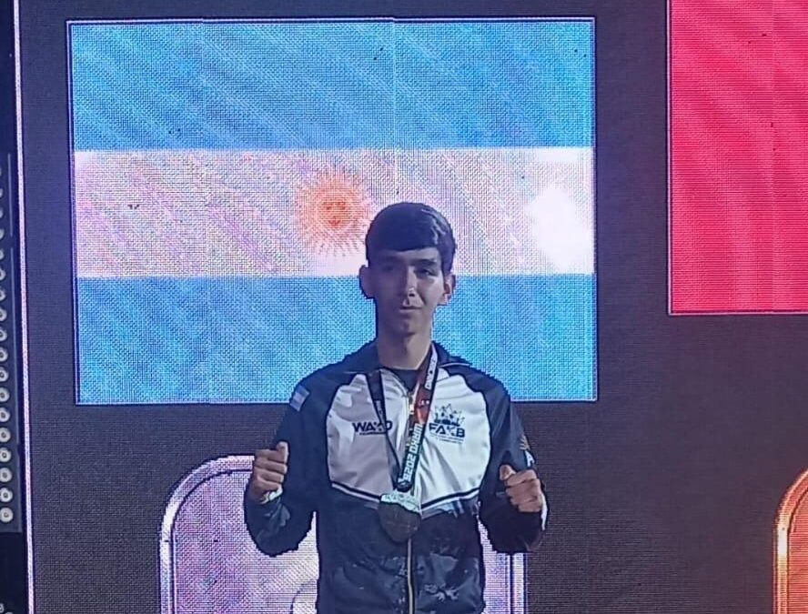 Tomás «El Misil» Martini se consagró subcampeón en el Sudamericano de Kickboxing en Chile