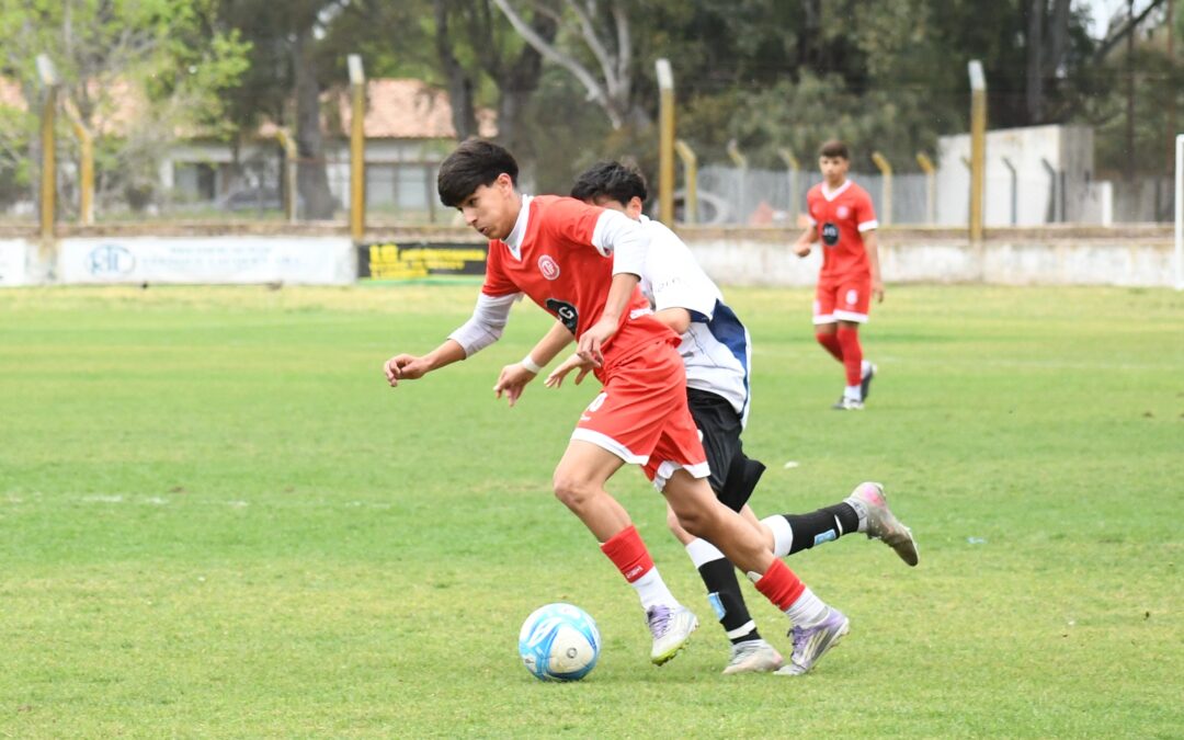 Fútbol Selecciones sub 15: La semifinal de ida de los Rojitos, en Pehuajó, será el jueves 22 en cancha de San Martín